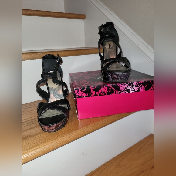 Purple, Blue, Pink Snakeskin Patterned Wedges with Black Faux Leather Straps - Picture 5 of 6